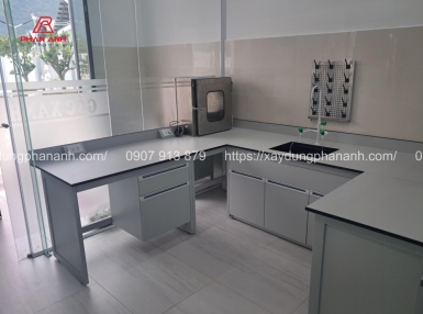 PHÒNG THÍ NGHIỆM NHÀ SẢN XUẤT YẾN SÀO - KHÁNH HÒA